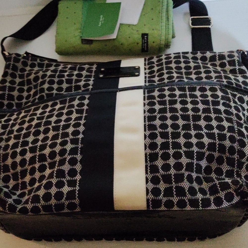 Kate Spade Serena Baby bag with Convertible Changing Pad in B/ W Basic Nylon - Picture 7 of 9